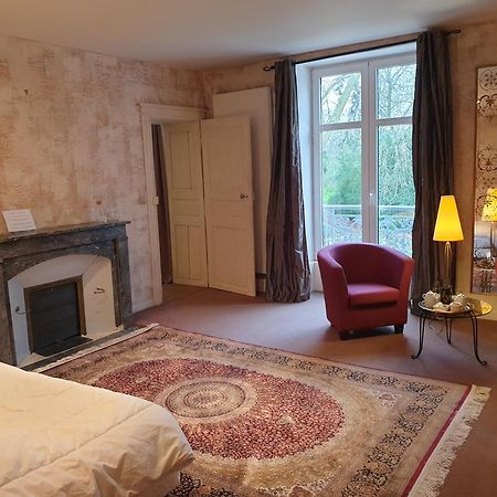 La Villa Des Arts Savigne-l'Eveque Экстерьер фото