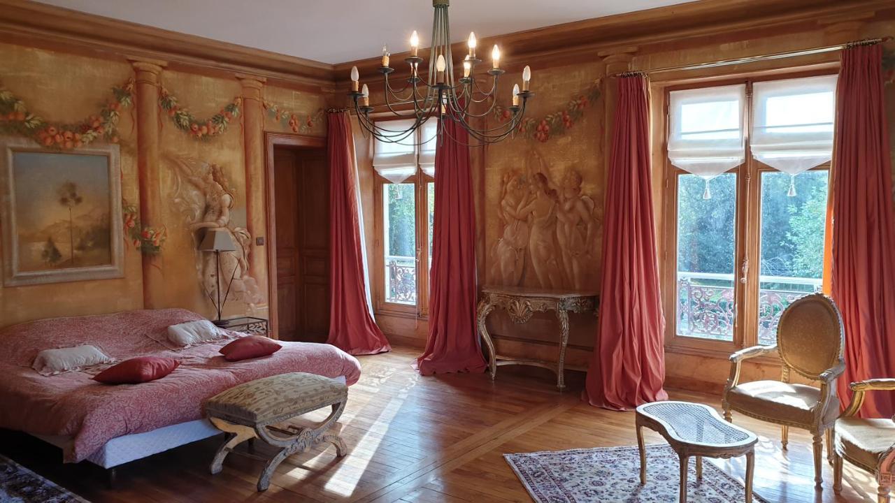 La Villa Des Arts Savigne-l'Eveque Экстерьер фото