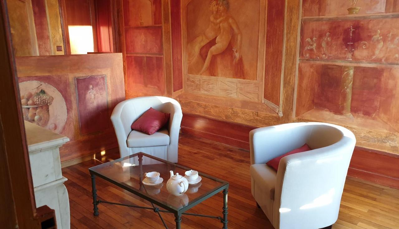 La Villa Des Arts Savigne-l'Eveque Экстерьер фото