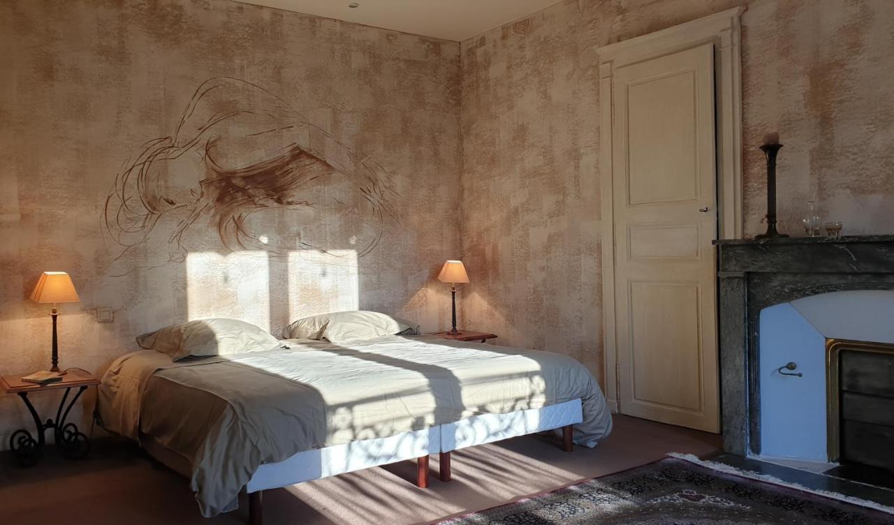 La Villa Des Arts Savigne-l'Eveque Экстерьер фото